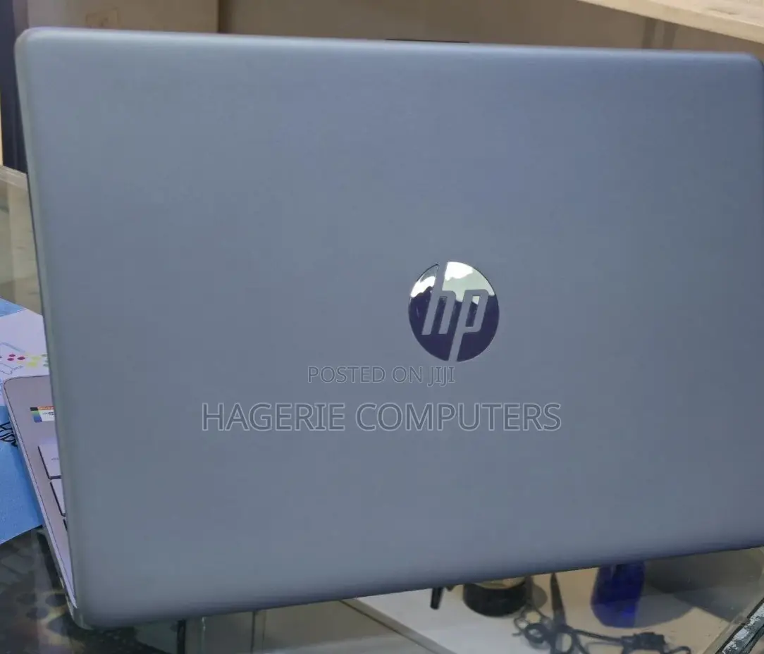 New Laptop HP Stream Notebook 8GB Intel Core I5 SSD 1T