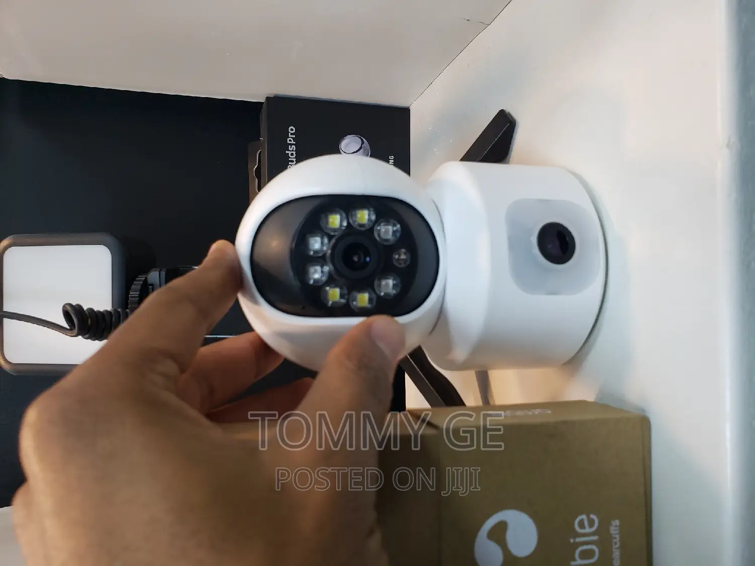 ለ Pharmacy's Security Camera (የደህንነት ካሜራ) ከ 2500 -6500