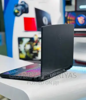 New Laptop MSI Katana 15 16GB Intel Core I7 SSD 512GB