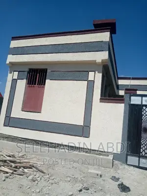 5bdrm House in Dukem, East Shewa for sale