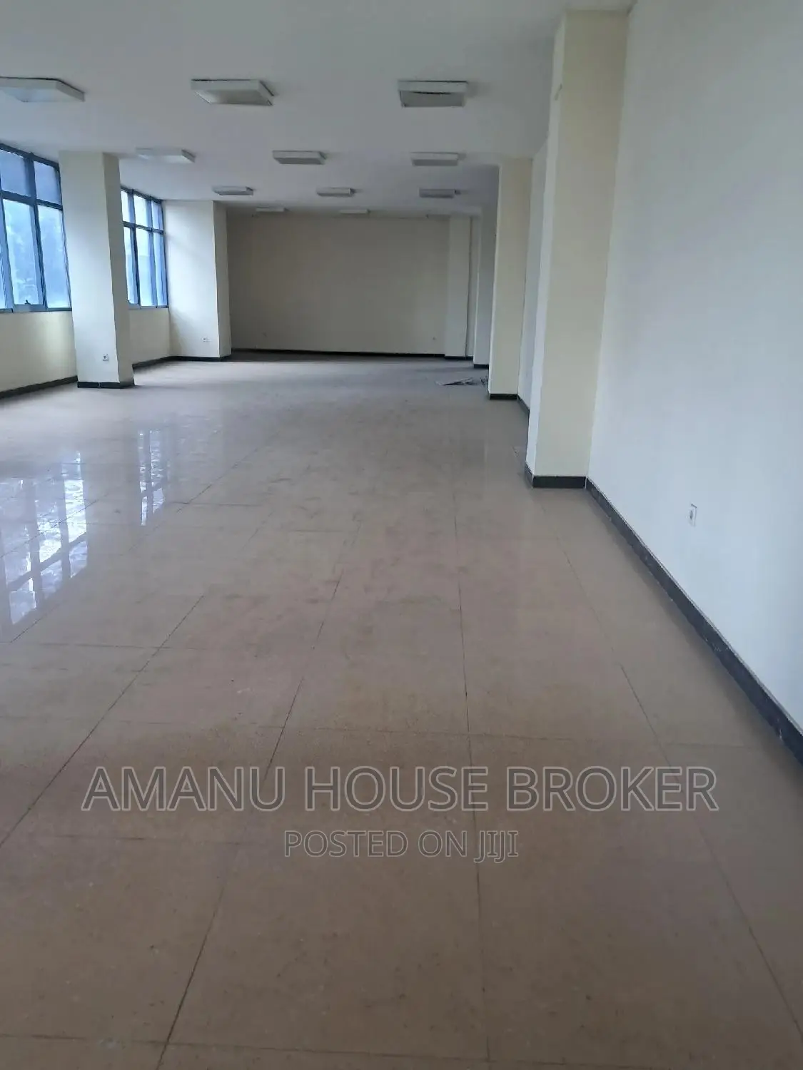 Urgent for Rent 250sqm Office 1st Floor