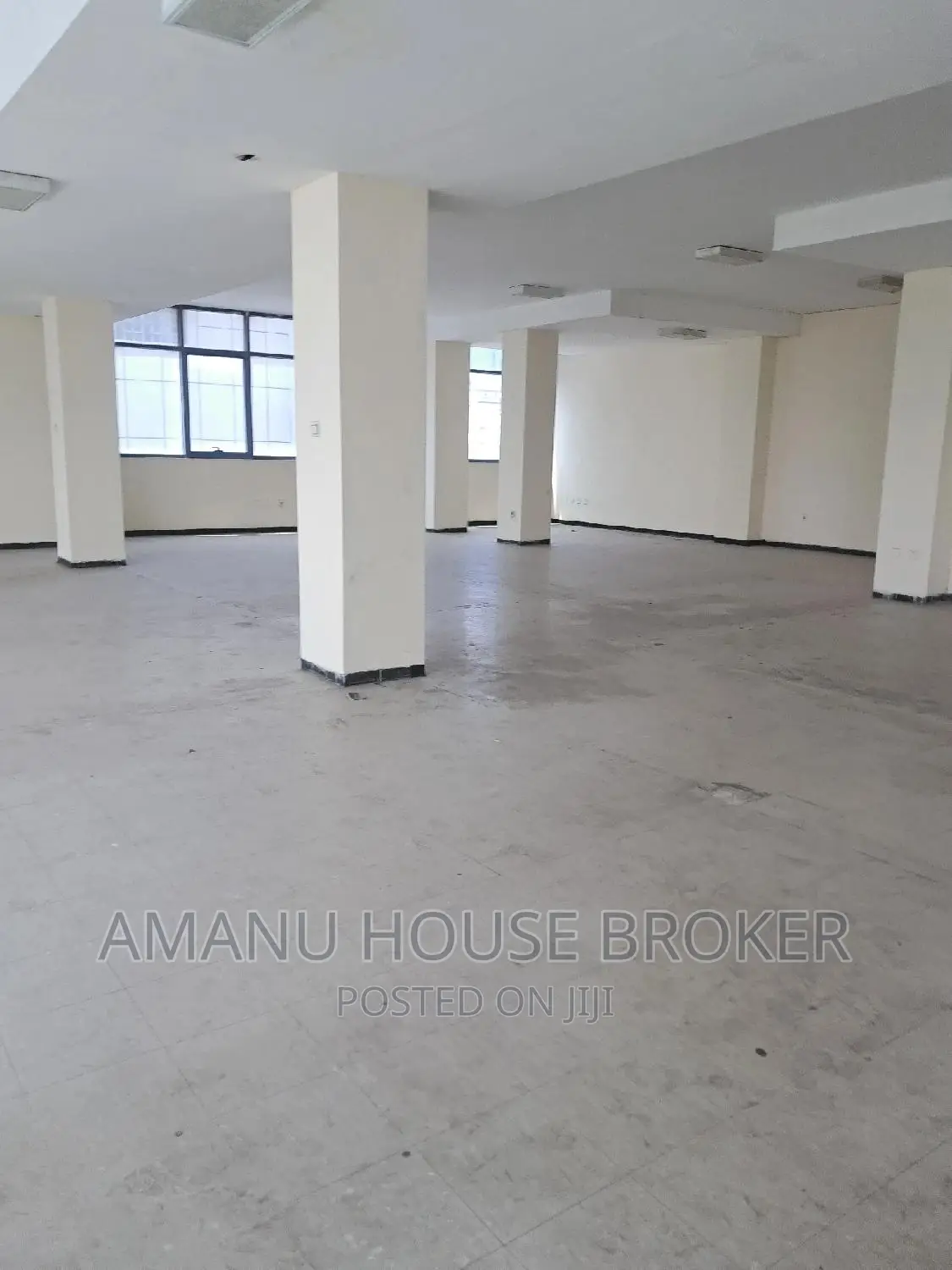 Urgent for Rent 250sqm Office 1st Floor