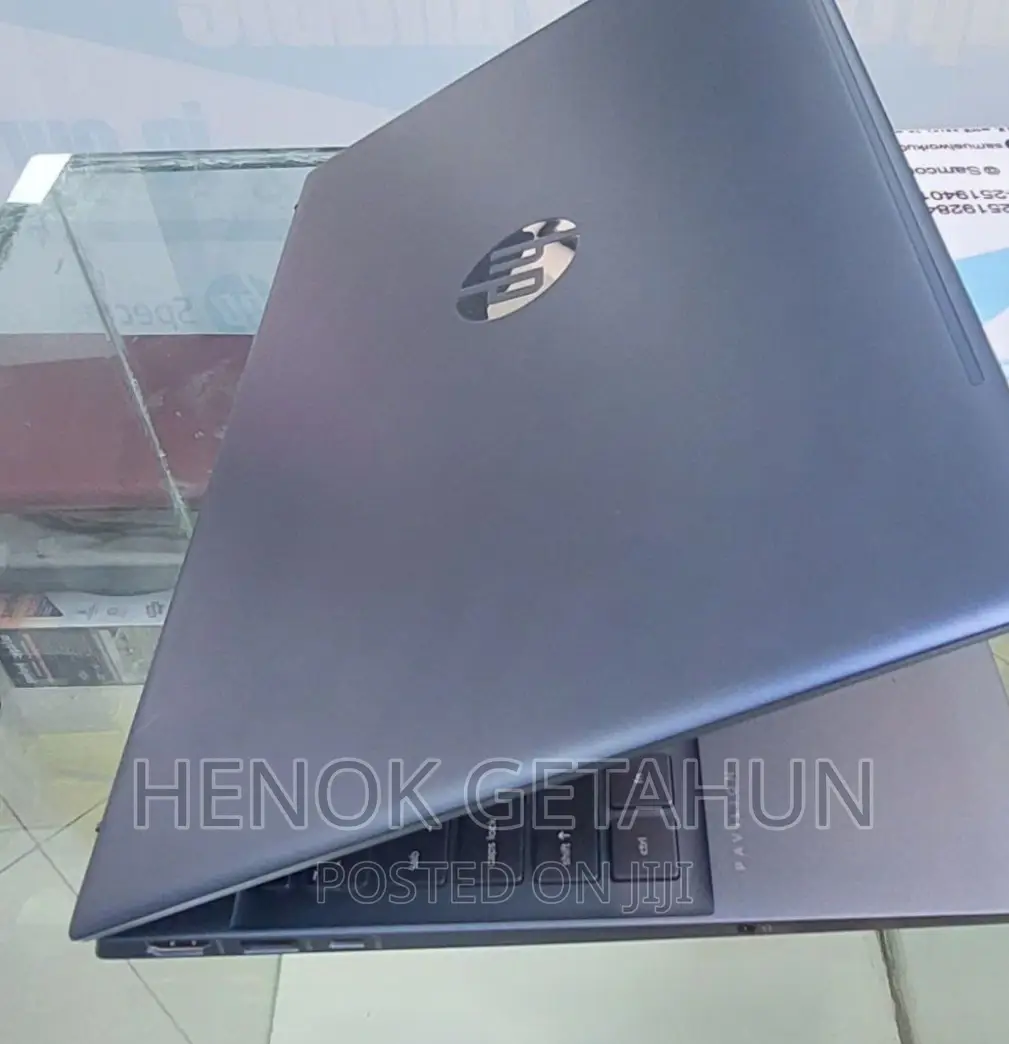 New Laptop HP Pavilion 15 18GB Intel Core I7 SSD 512GB