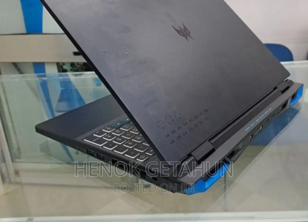 New Laptop Acer Predator Helios 300 16GB Intel Core I9 SSD 1T