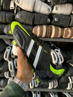 Photo - Orginal Meng Foot Ball Shoes