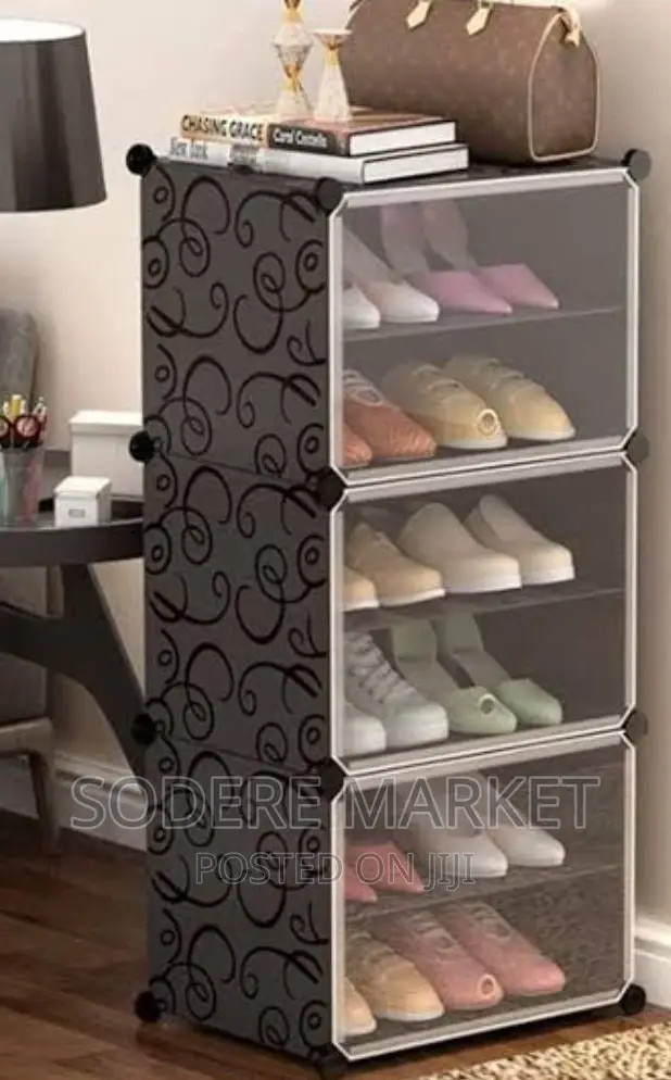 ኳሊቲ የጫማ መደርደሪያ
12 ጥንድ ጫማዎችን የሚይዝ
