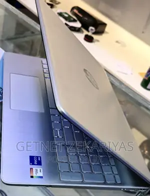 New Laptop HP Stream Notebook 8GB Intel Core I5 HDD 1T