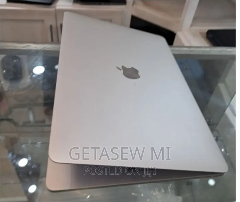 New Laptop Apple MacBook Pro M1 8GB Apple M1 SSD 256GB