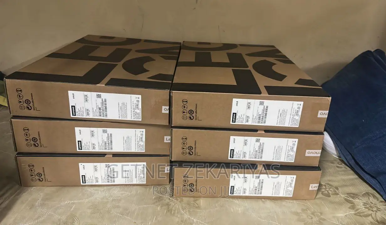 New Laptop Lenovo Legion 7 16GB AMD Ryzen 7 SSD 512GB