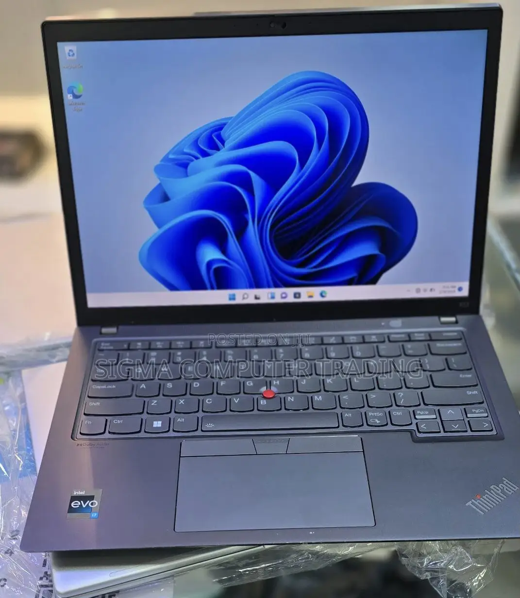 New Laptop Lenovo ThinkPad 13 16GB Intel Core I7 SSD 512GB