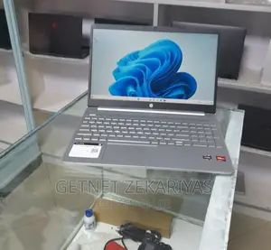 New Laptop HP Stream Notebook 8GB AMD Ryzen 5 SSD 256GB
