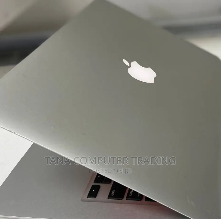 Laptop Apple MacBook 2013 8GB Intel Core I5 SSD 256GB