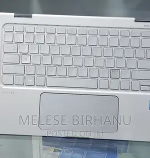 Photo - New Laptop HP Spectre 8GB Intel Core I7 SSD 512GB