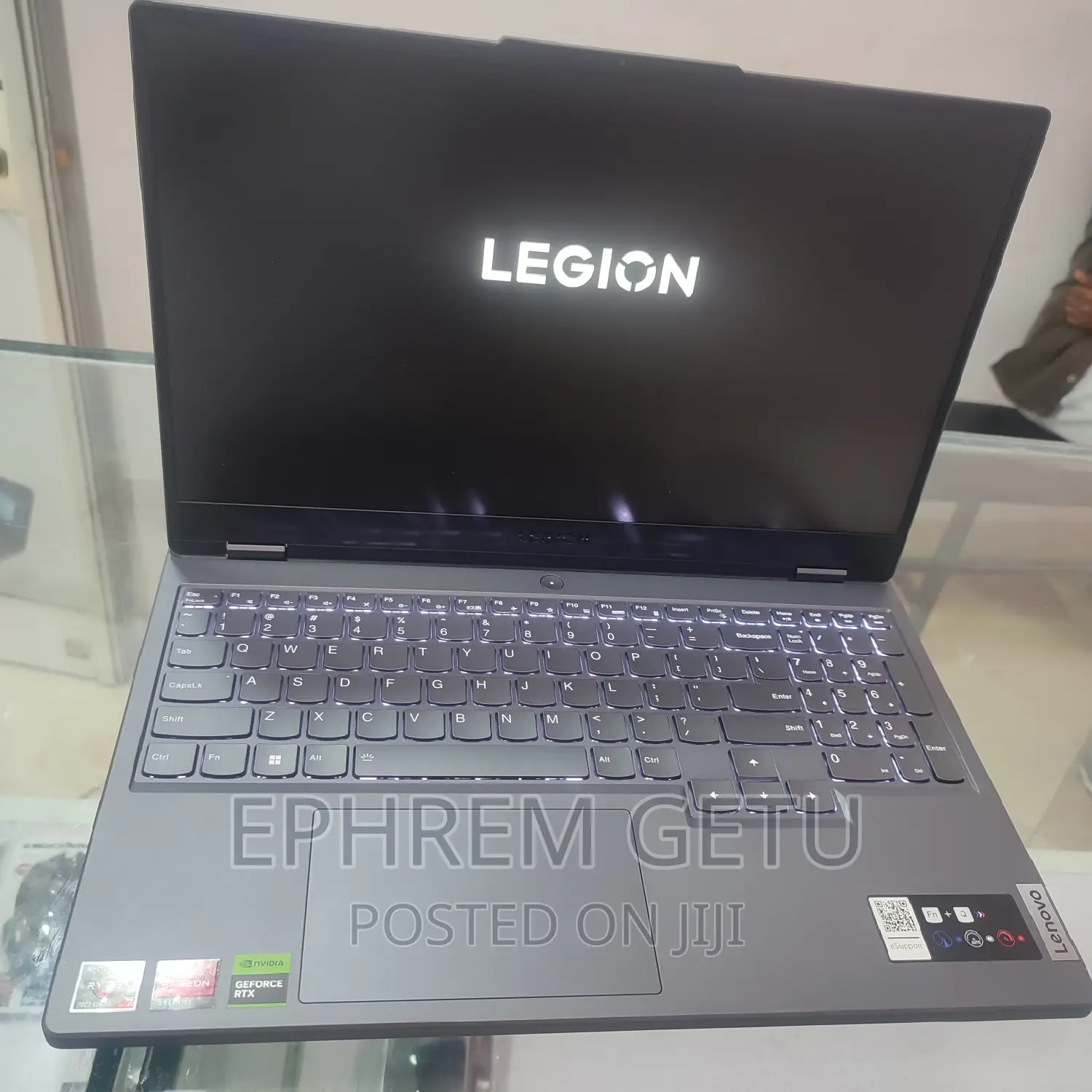 New Laptop Lenovo Legion 5 16GB AMD Ryzen 7 SSD 512GB