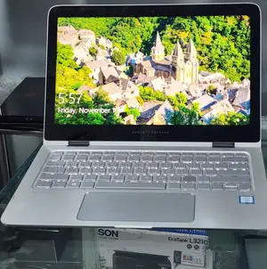 New Laptop HP Spectre X360 8GB Intel Core I7 SSD 512GB