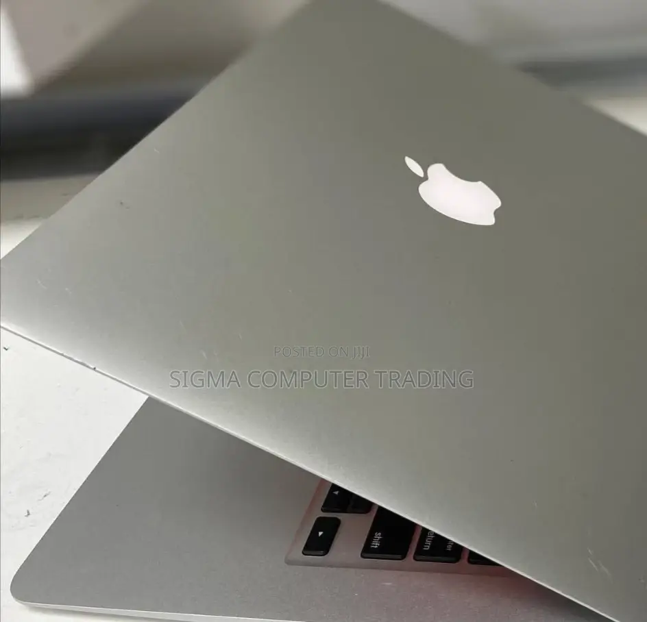 New Laptop Apple MacBook Pro 2013 8GB Intel Core I5 SSD 256GB