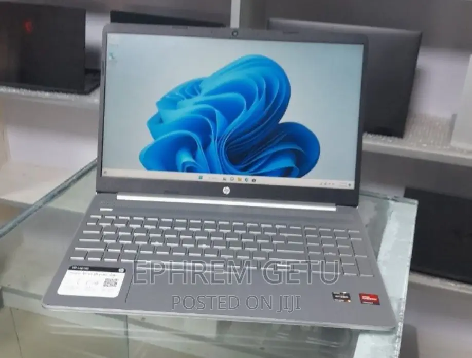 New Laptop HP Stream Notebook 8GB AMD Ryzen 5 SSD 256GB