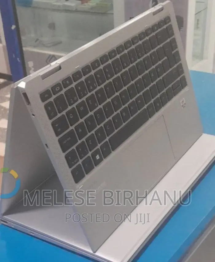 New Laptop HP EliteBook X360 1040 G7 8GB Intel Core I7 SSD 256GB