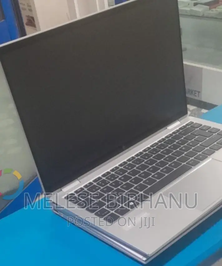 New Laptop HP EliteBook X360 1040 G7 8GB Intel Core I7 SSD 256GB