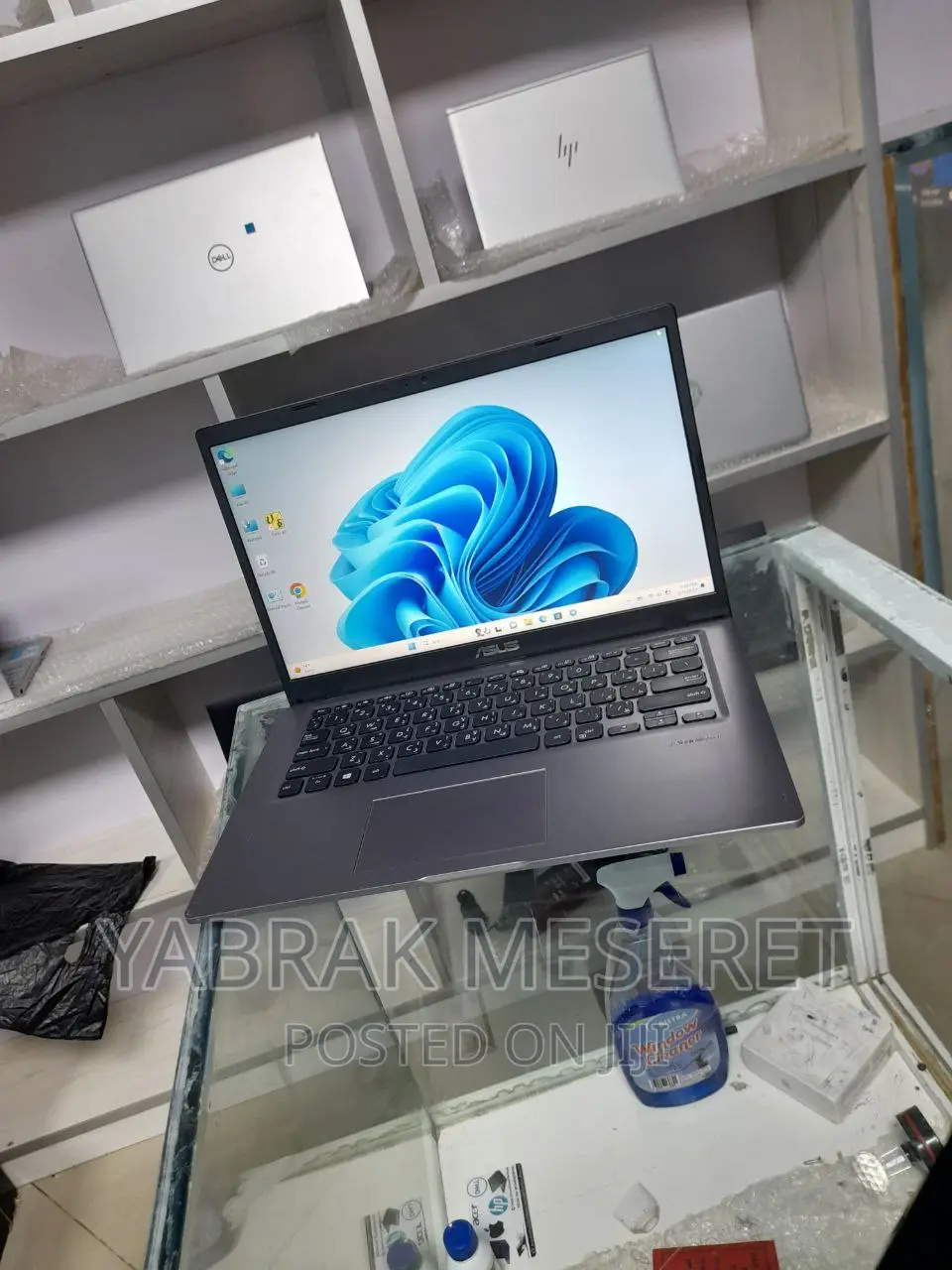 New Laptop Asus VivoBook 15 X505BA 8GB Intel Core I5 SSD 512GB