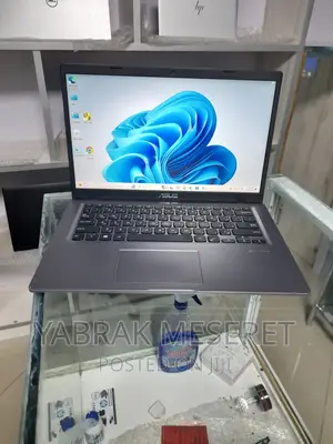 New Laptop Asus VivoBook 15 X505BA 8GB Intel Core I5 SSD 512GB