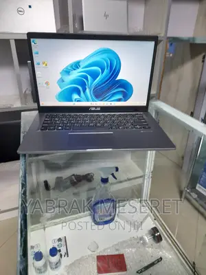 New Laptop Asus VivoBook 15 X505BA 8GB Intel Core I5 SSD 512GB