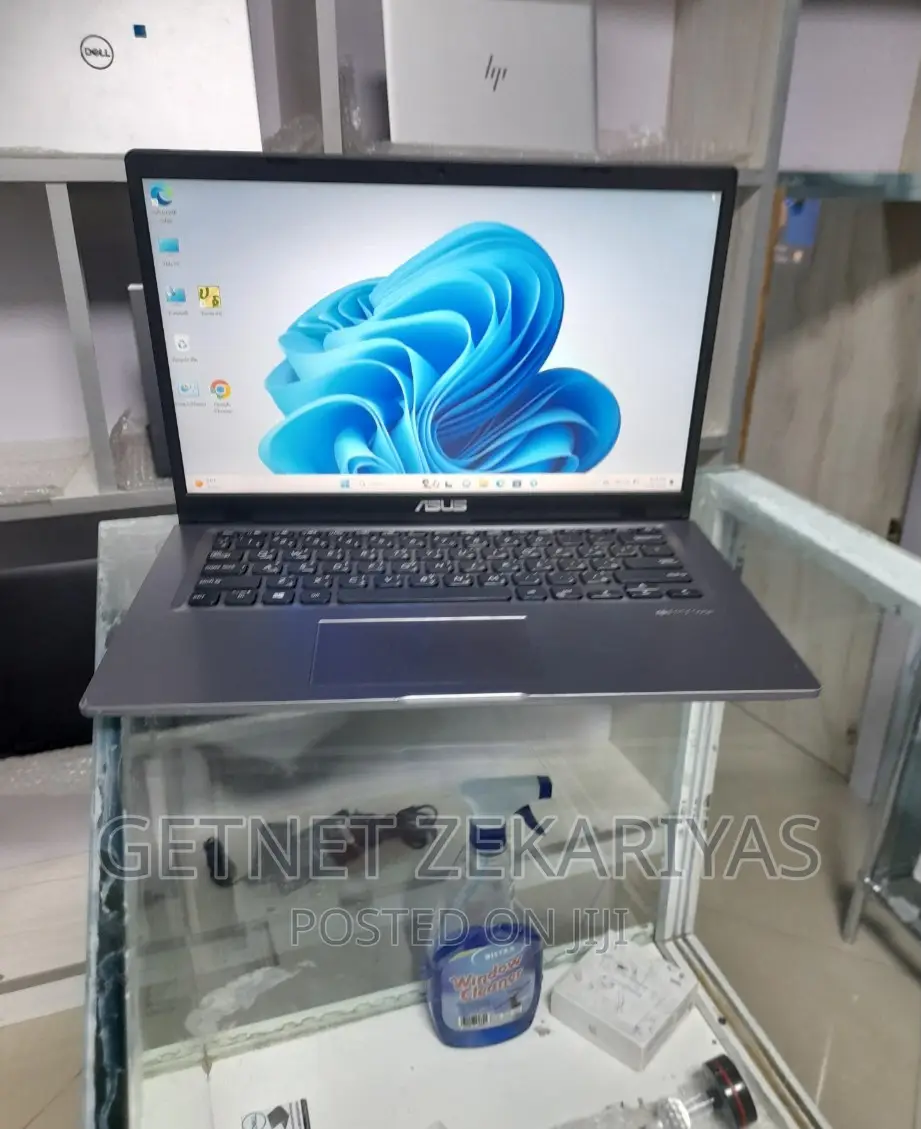 New Laptop Asus VivoBook 15 X505BA 8GB Intel Core I5 SSD 512GB