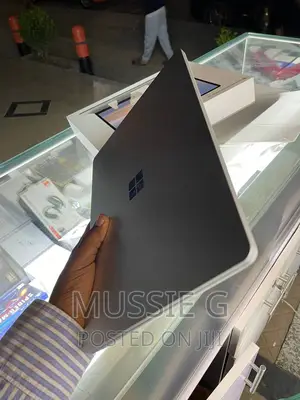 Laptop Microsoft Surface Go 8GB Intel Core I5 SSD 256GB