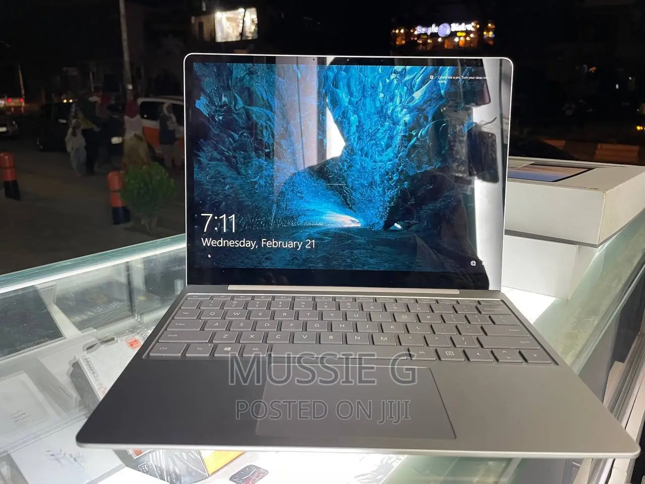 Laptop Microsoft Surface Go 8GB Intel Core I5 SSD 256GB