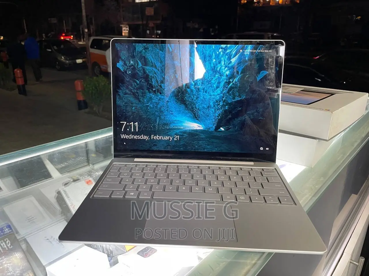 Laptop Microsoft Surface Go 8GB Intel Core I5 SSD 256GB