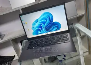 New Laptop Asus VivoBook 15 X505BA 8GB Intel Core I5 SSD 512GB