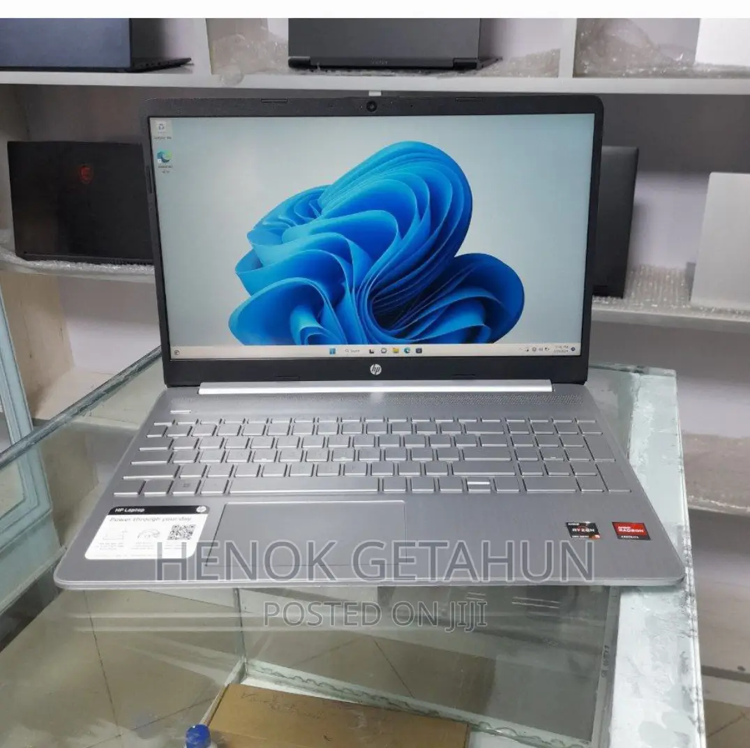 New Laptop HP Stream Notebook 8GB AMD Ryzen 5 SSD 256GB