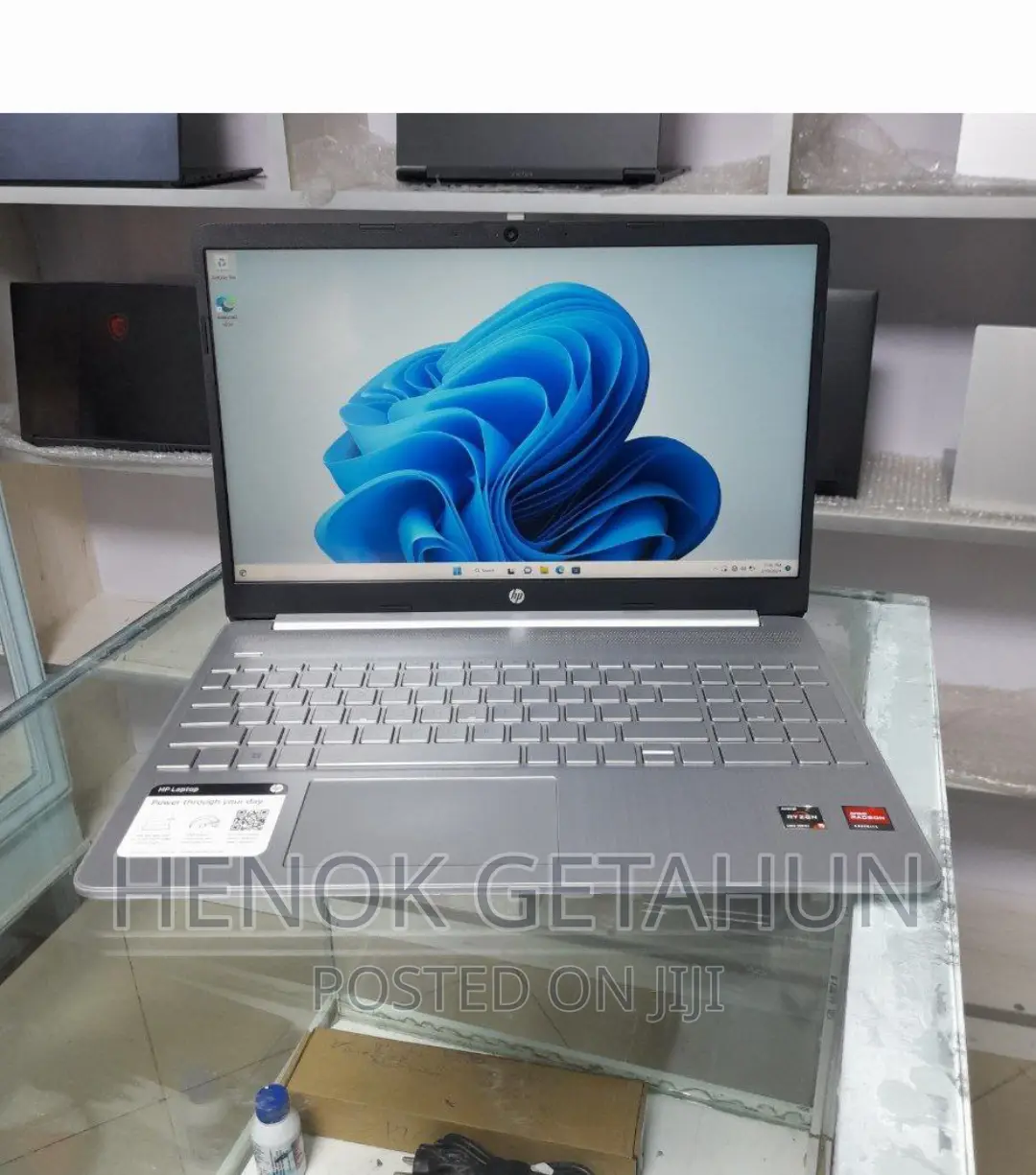 New Laptop HP Stream Notebook 8GB AMD Ryzen 5 SSD 256GB