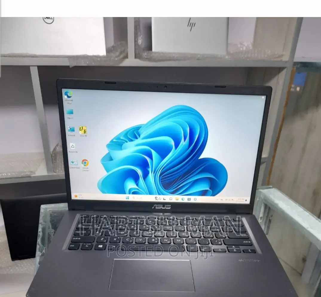 New Laptop Asus VivoBook 15 X505BA 8GB Intel Core I5 SSD 512GB