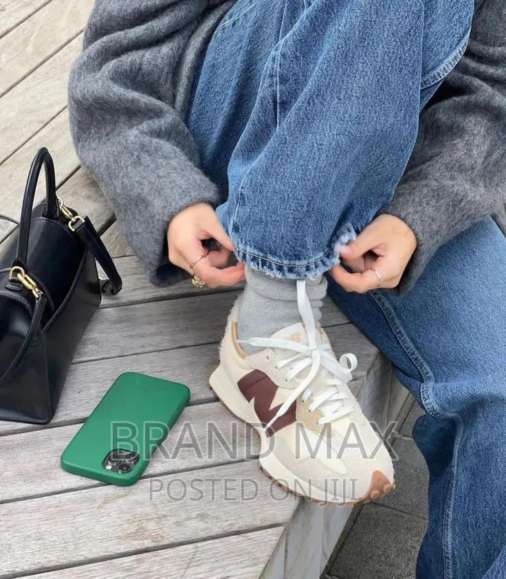 New Balance 327 Master Quality