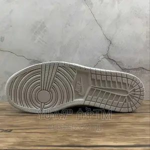 Original Air Jordan 1 Hi Og ‘Silver Metal’ Shoes