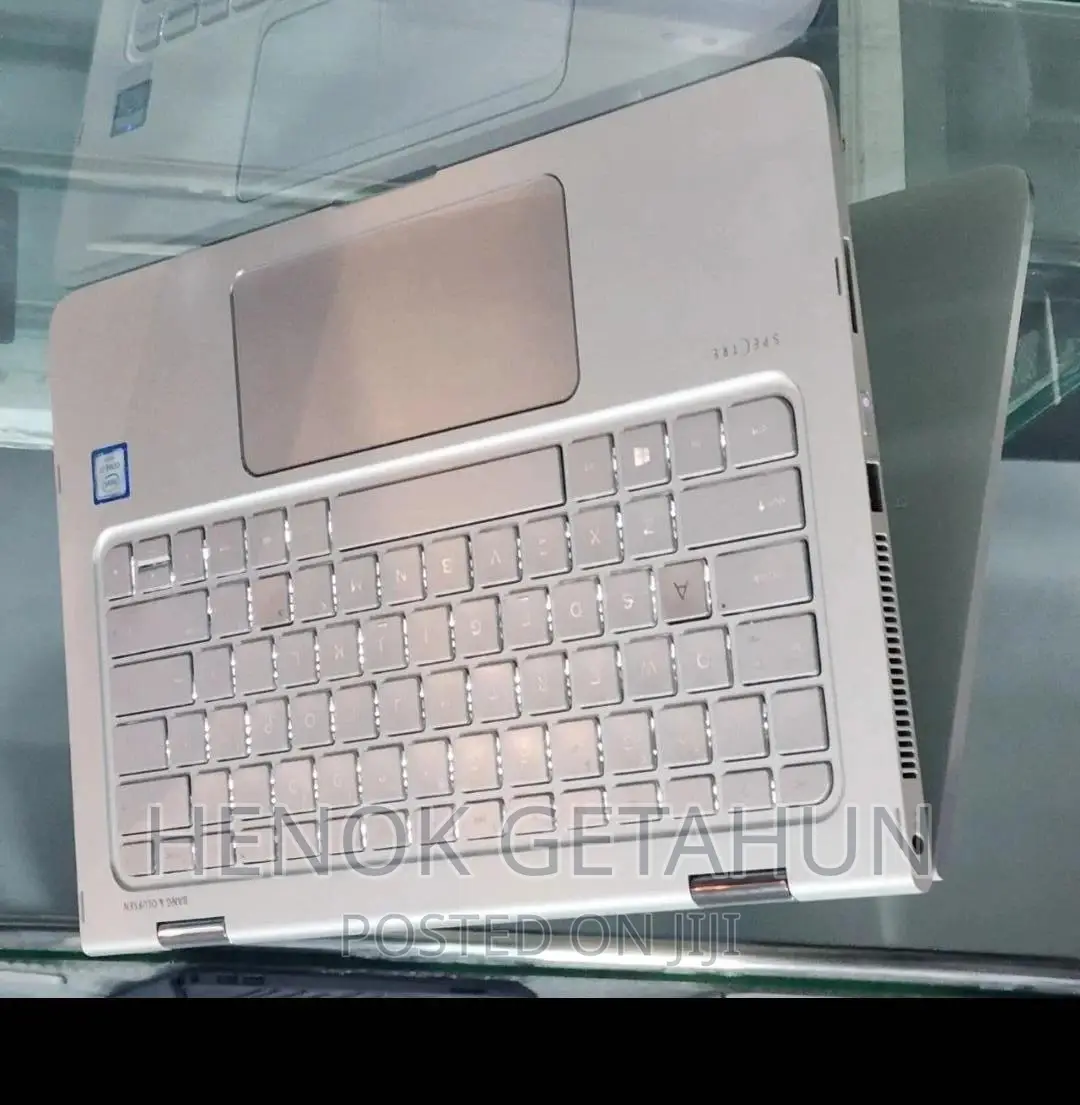 New Laptop HP Spectre 8GB Intel Core i7 SSD 512GB