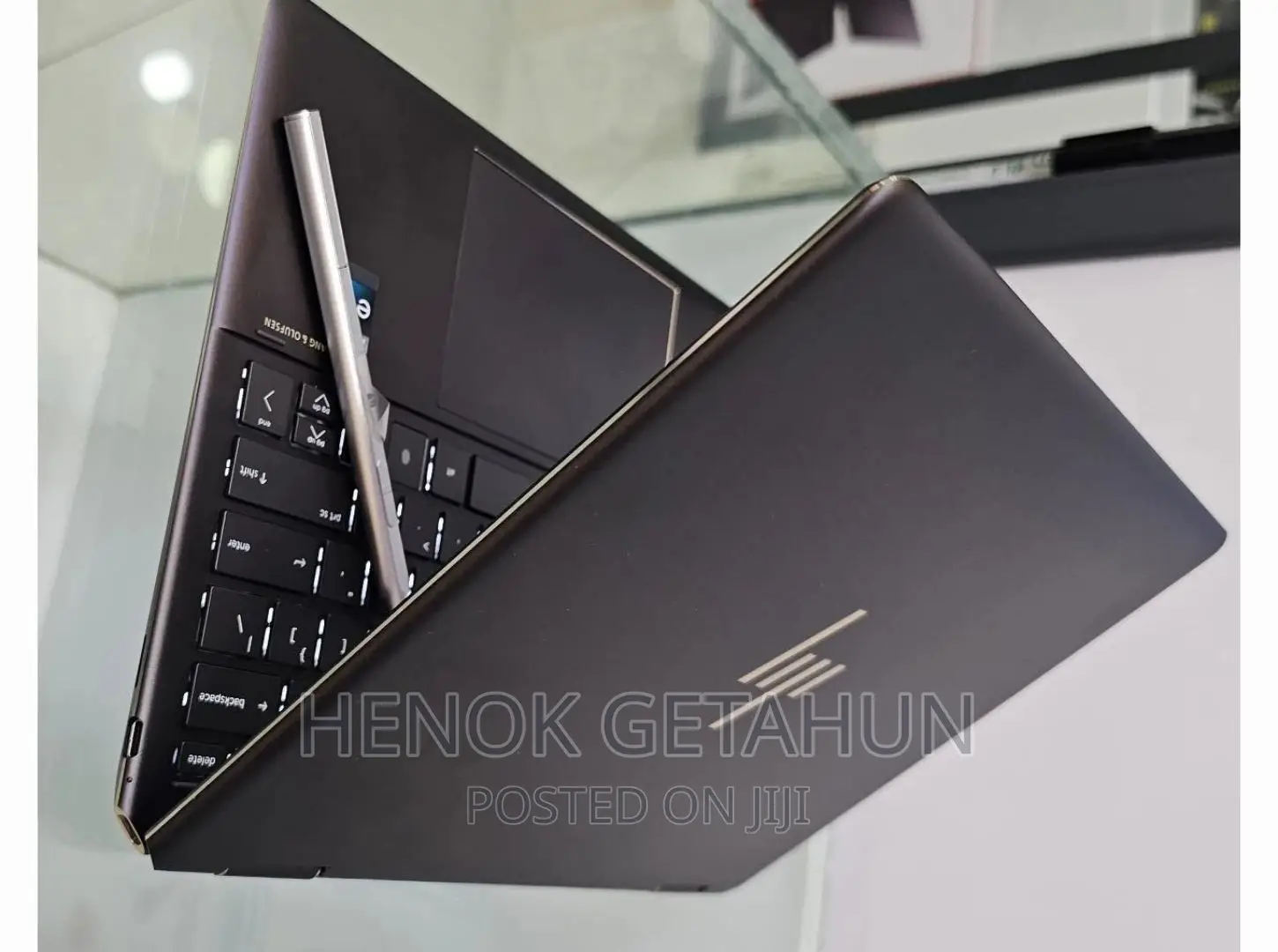 New Laptop HP Spectre 16GB Intel Core i7 SSD 1T