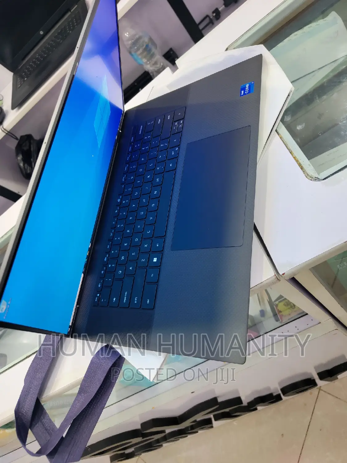 New Laptop Dell Precision 5570 32GB Intel Core I7 SSD 1T