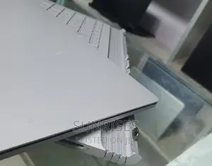 New Laptop Microsoft Surface Book 3 32GB Intel Core I7 SSD 512GB