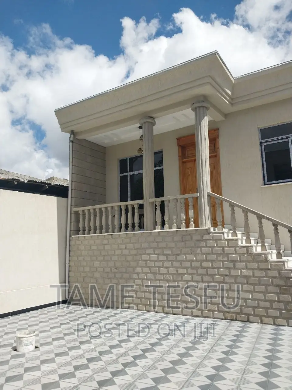 Furnished 4bdrm House in Yeka 02 for sale