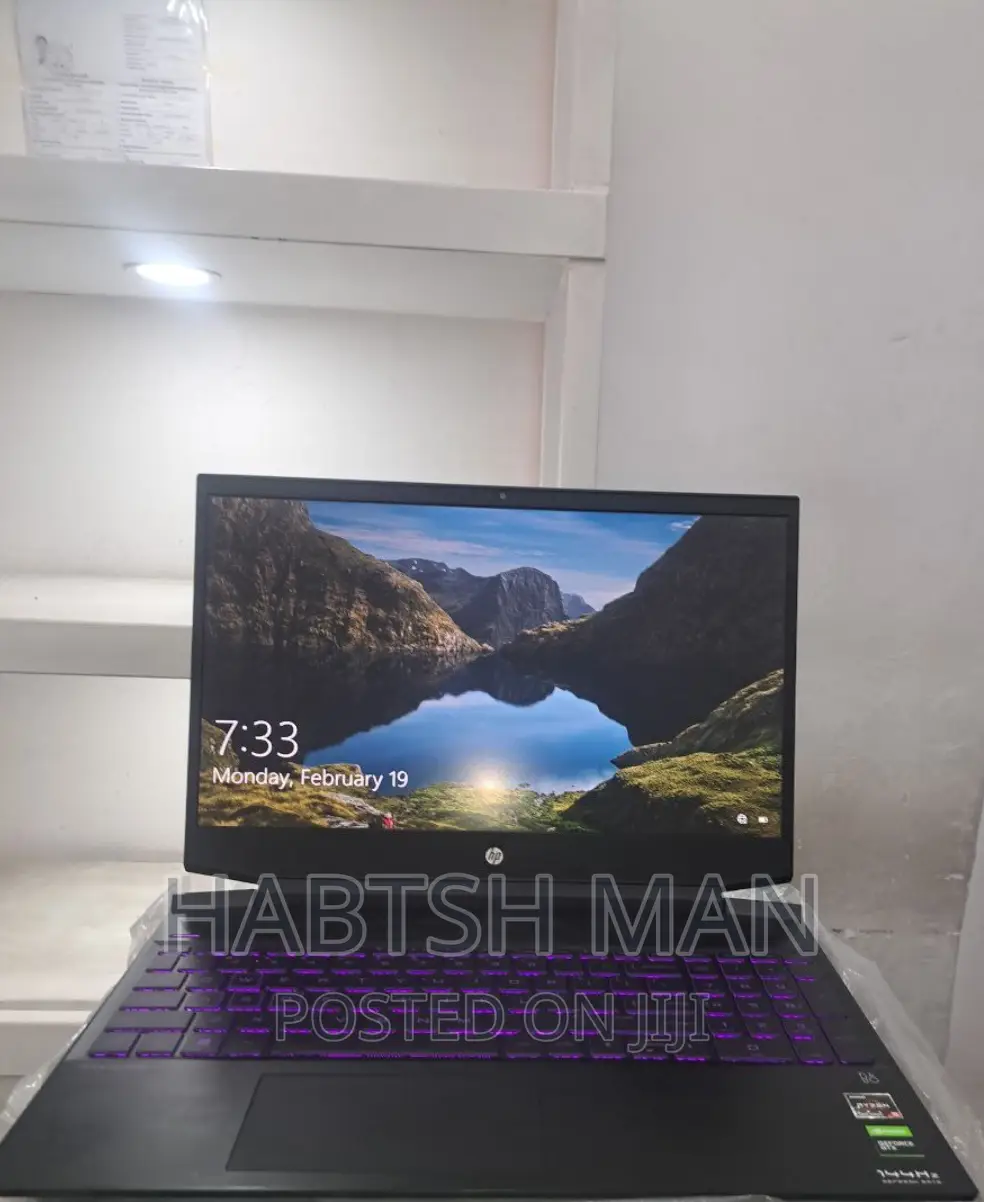 New Laptop HP Pavilion 15 8GB AMD Ryzen 5 SSD 512GB