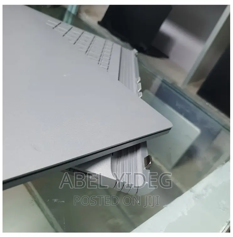 New Laptop Microsoft Surface Book 3 32GB Intel Core I7 SSD 512GB