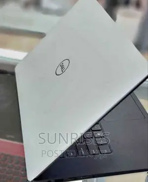 New Laptop Dell XPS 15 32GB Intel Core I7 SSD 512GB
