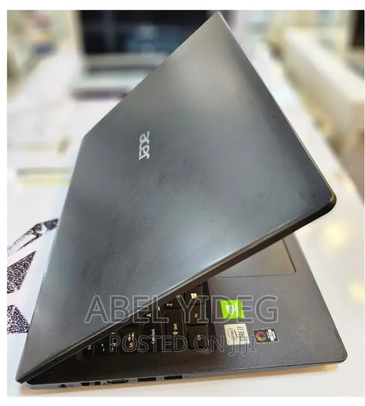 New Laptop Acer Aspire 3 8GB Intel Core I7 HDD 1T
