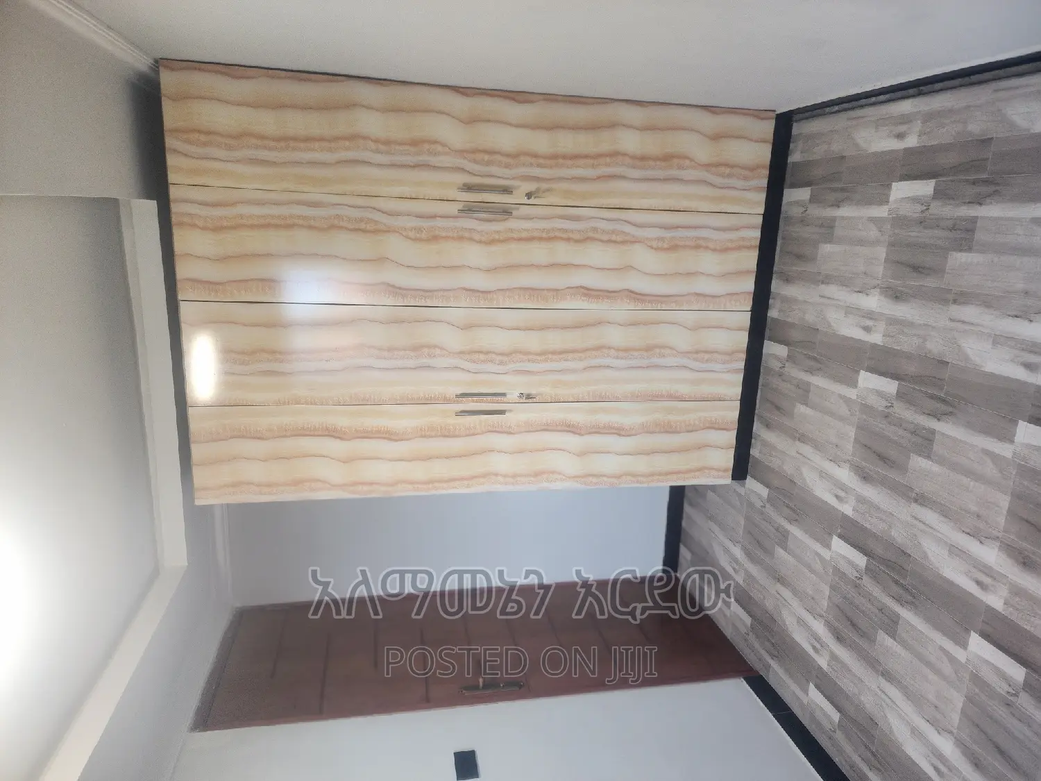 Furnished 1bdrm Condo in ሰሚት ኮንዶሚንየም, Bole for sale