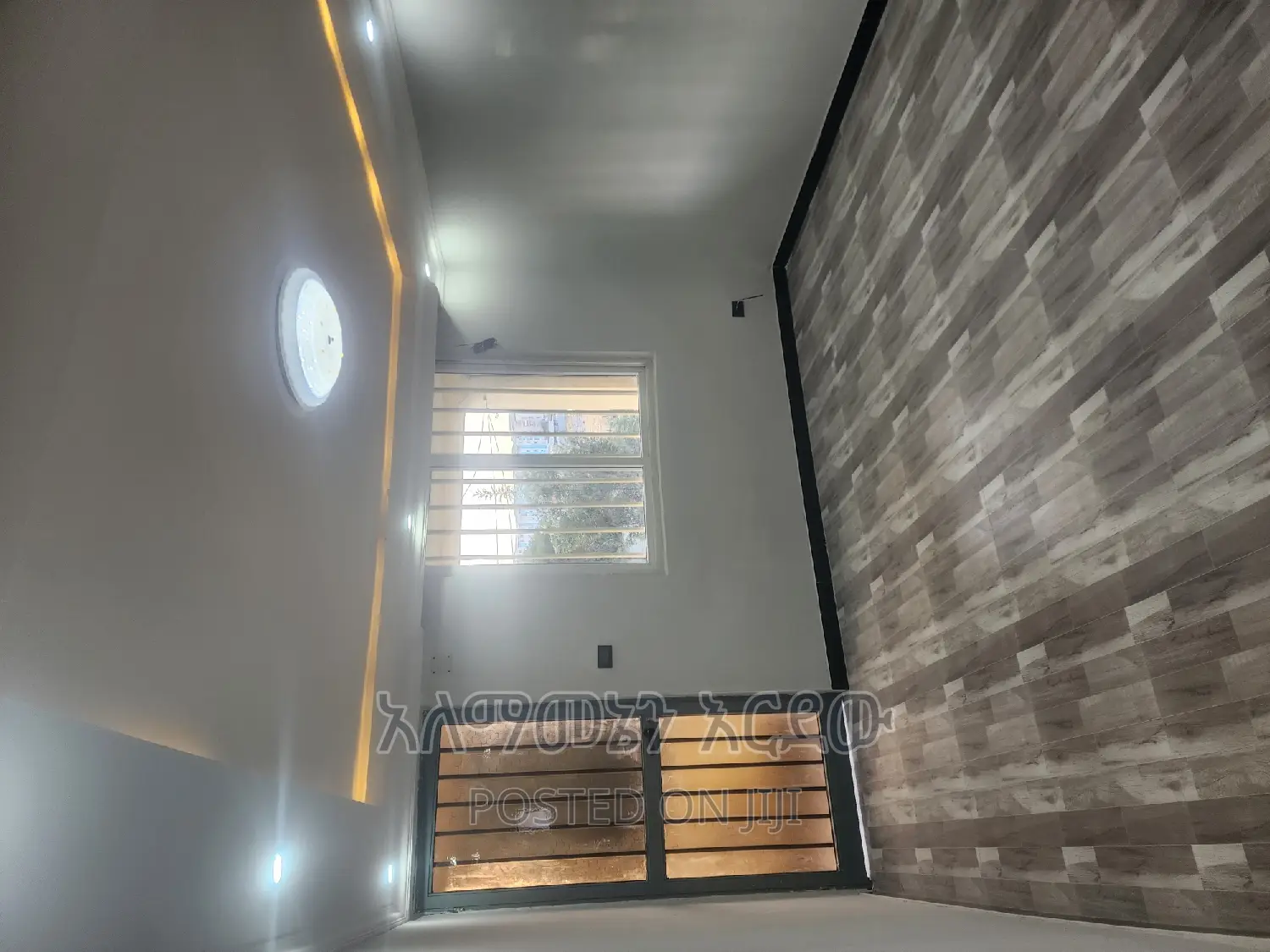 Furnished 1bdrm Condo in ሰሚት ኮንዶሚንየም, Bole for sale