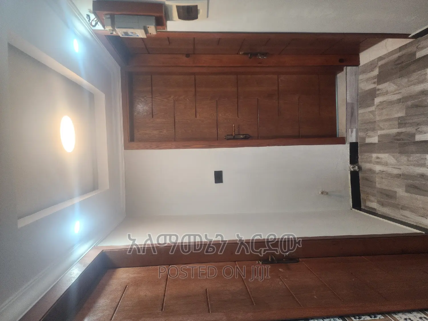 Furnished 1bdrm Condo in ሰሚት ኮንዶሚንየም, Bole for sale