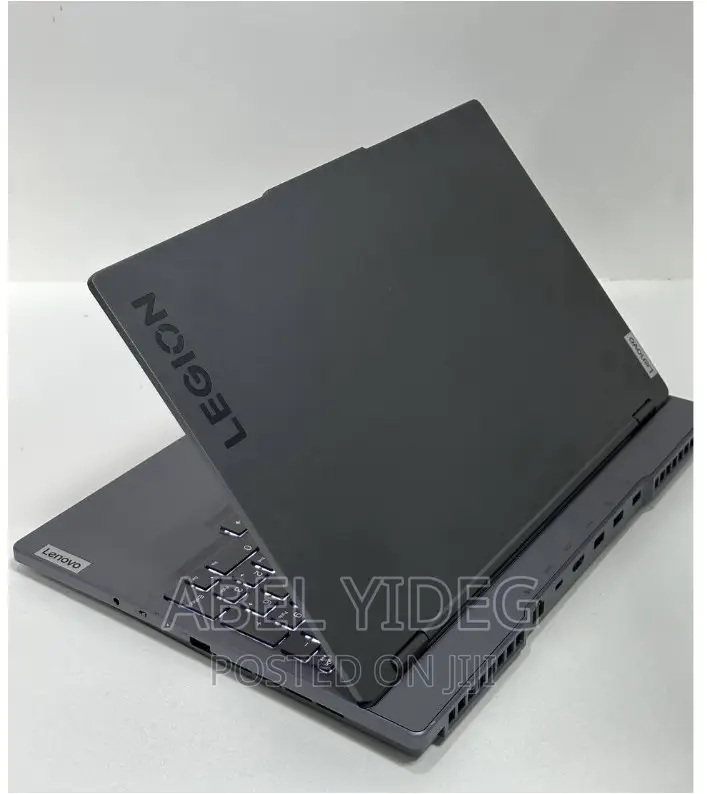 New Laptop Lenovo Legion 5 16GB AMD Ryzen 7 SSD 512GB