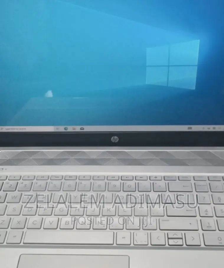 New Laptop HP Pavilion 15 8GB AMD Ryzen 5 SSD 128GB